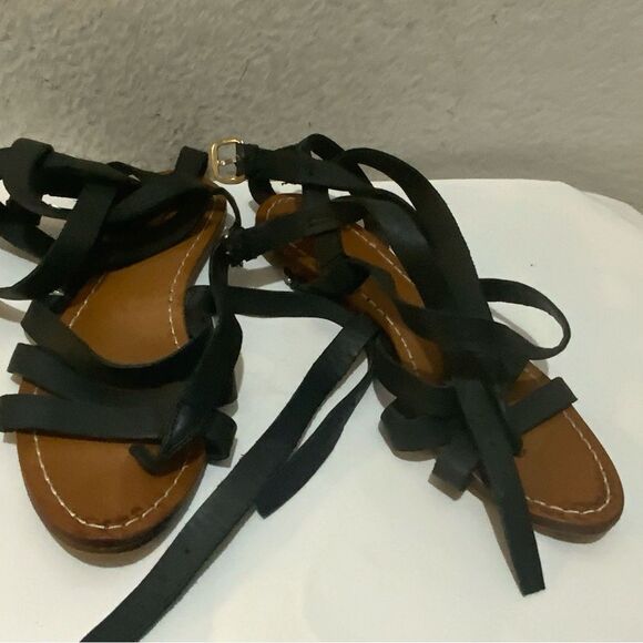 Sibyl Vane black flat  Leather Sandal w Ankle Ties 39 - Picture 1 of 9